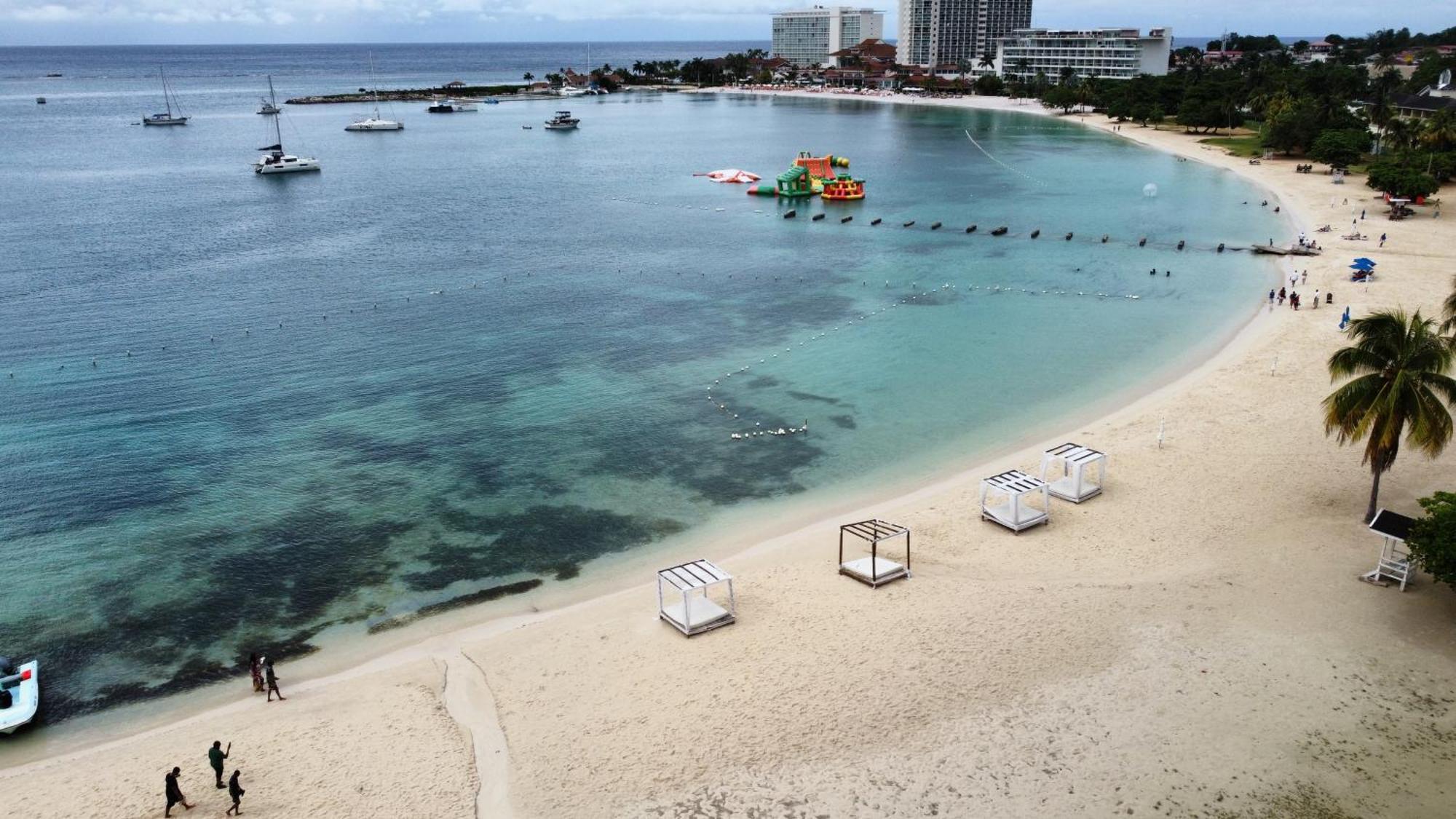 Malia Dreamers Paradise Ocho Rios Bagian luar foto