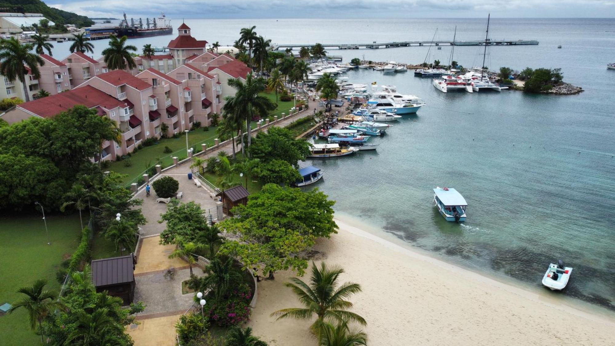 Malia Dreamers Paradise Ocho Rios Bagian luar foto
